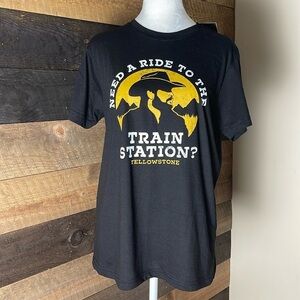 Yellowstone Graphic T-Shirt Size Large New!